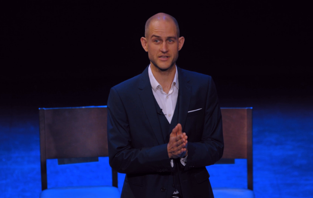 Bespoke Keynote Presentation Customization
